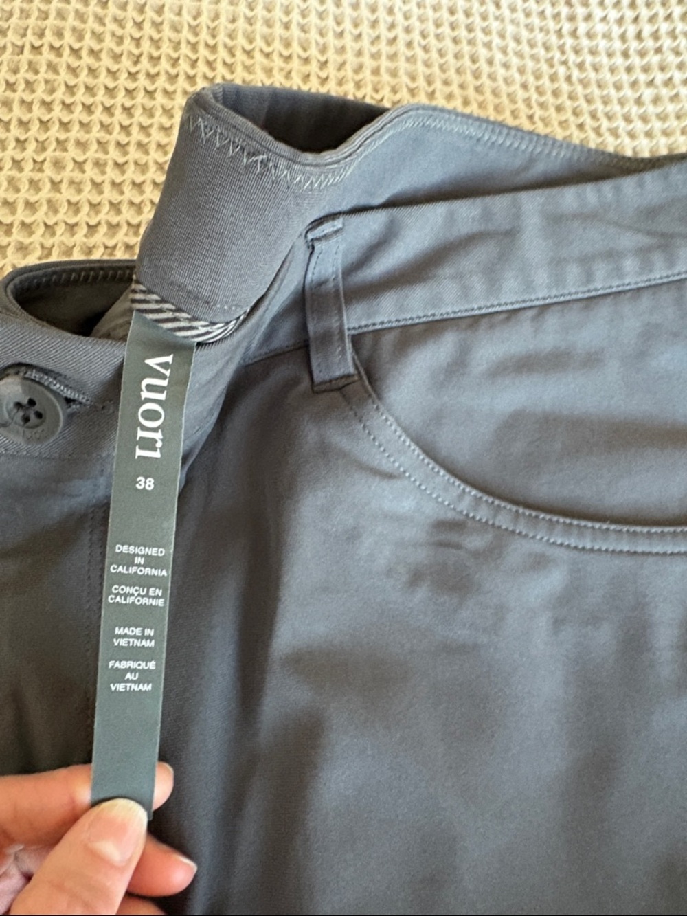 Vuori Men's Meta Pants in Charcoal Gray 38 waist